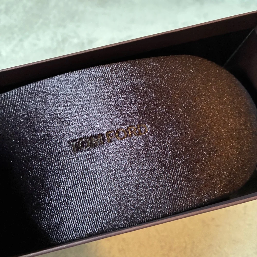 Tom Ford olive transparent